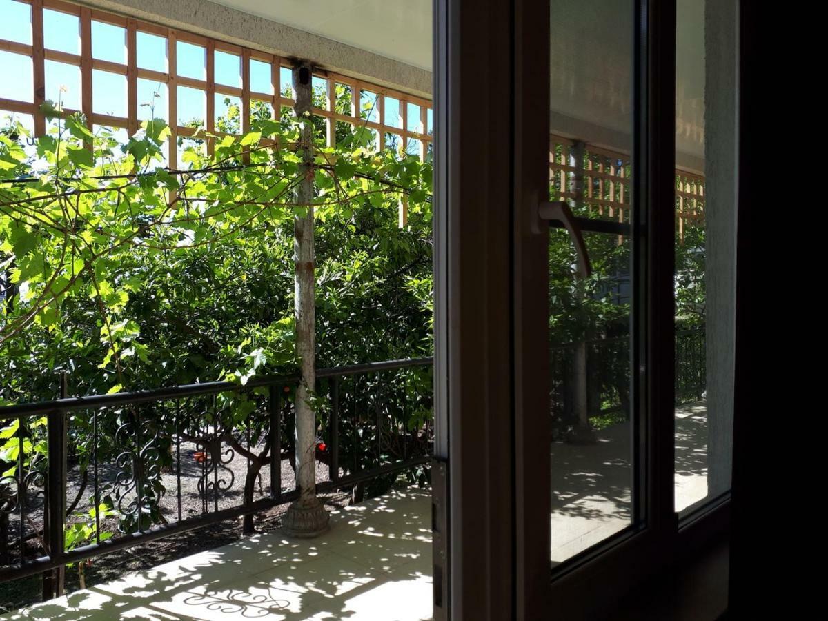 Inzhir Guest House New Athos Eksteriør bilde